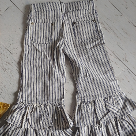 Persnickety double ruffle denim pants with sash - Picture 6 of 8